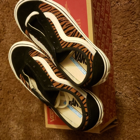 *FOUND* - Picture 8 of 14